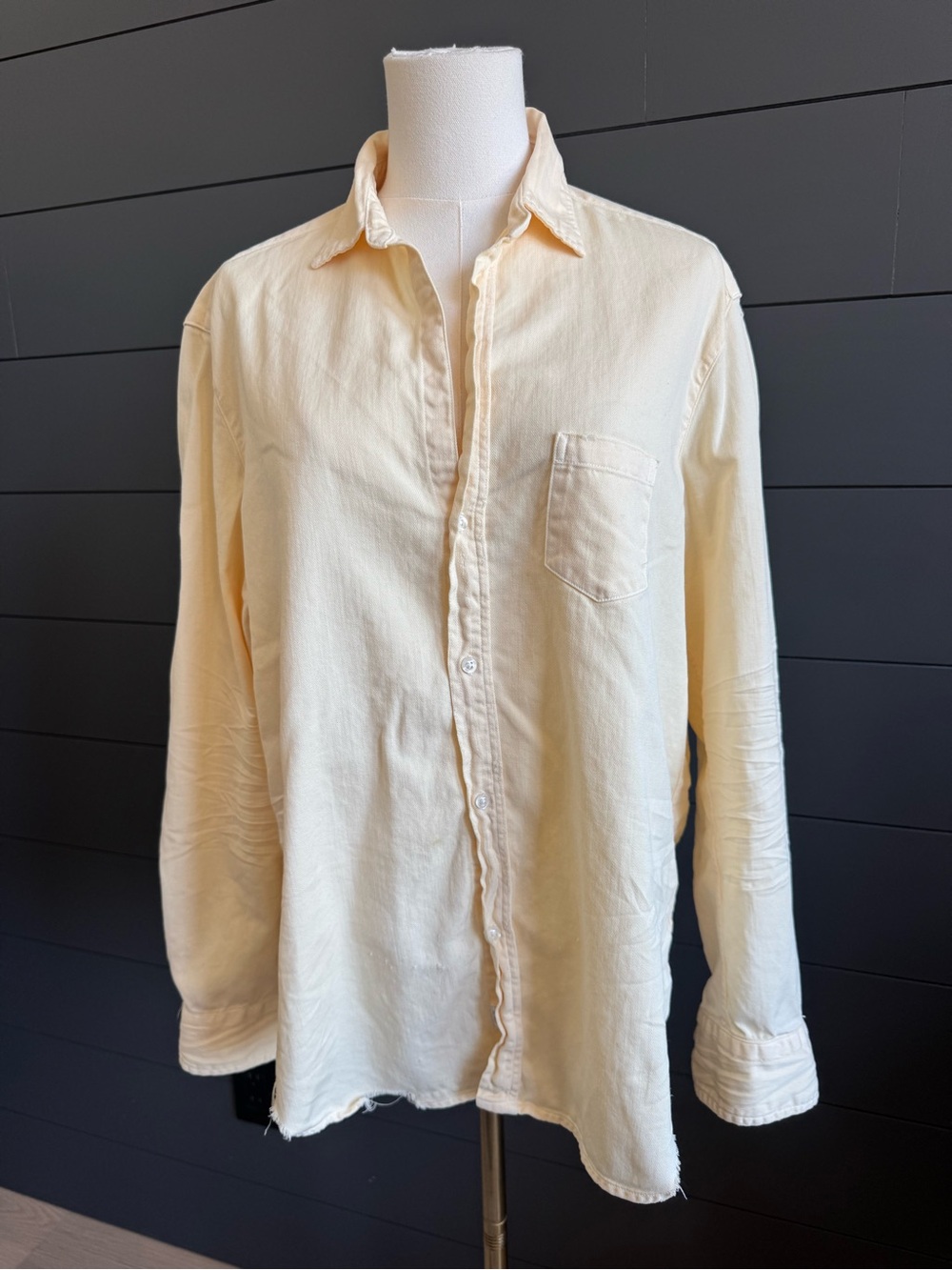 Frank & Eileen Pale Yellow Daisy Distressed Casual Button Down